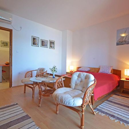 Apartment Matal By Interhome Kruševo Екстериор снимка